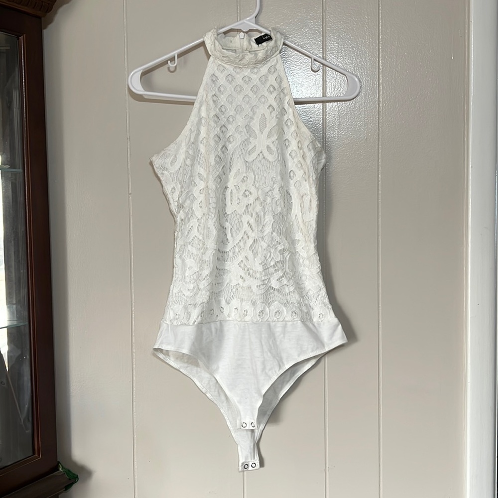 Lace body suit
